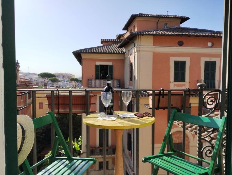 Dimora Torlonia - Elegance & Light In Rom